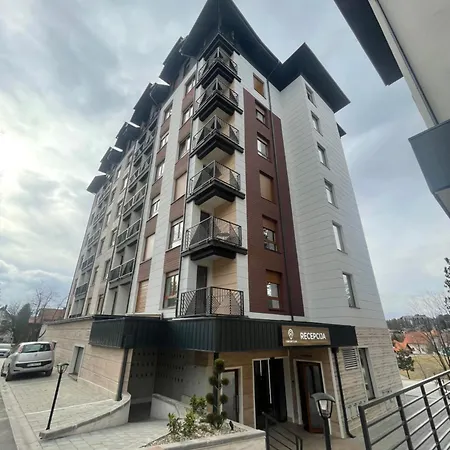 A&n Apartment *