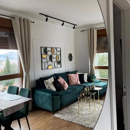 Apartment A&n