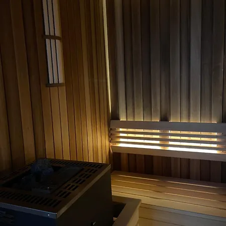Apartment A&n