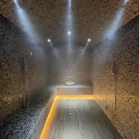 A&n * زلاتيبور