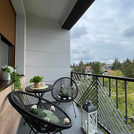 Apartment A&n
