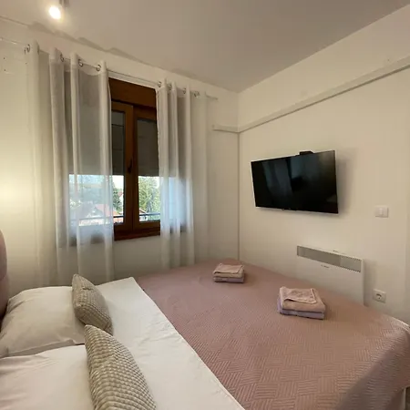 A&n * Ζλάτιμπορ